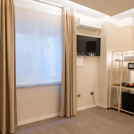Pensión Six Luxury 3*