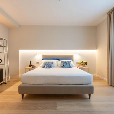 Six Luxury Πανσιόν Ποτσουόλι